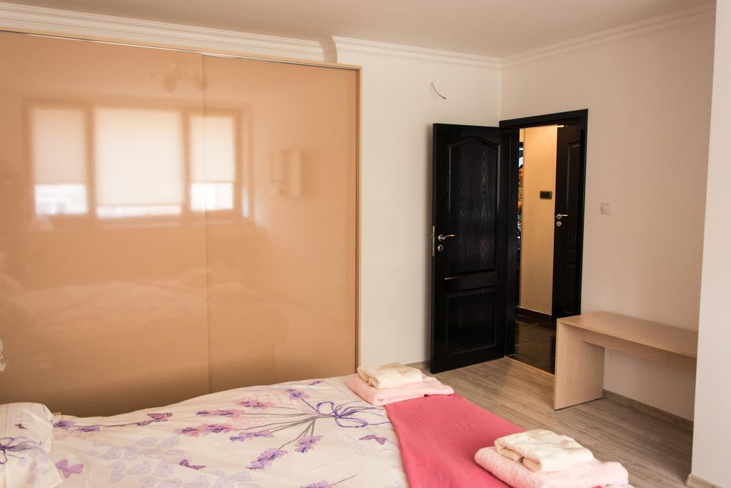 Silver Apartment Burgasz Kültér fotó